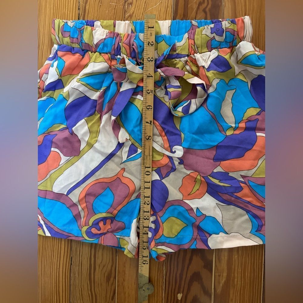 NWT Easel Parrot Blue Shorts - Picture 7 of 7